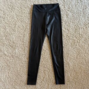 Wild Fable Black Sheen High Waisted Leggings Women’s Size XS